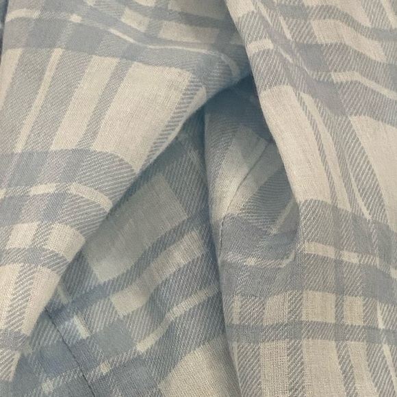 Vince Semi-Sheer Blouse NWT - Picture 6 of 6